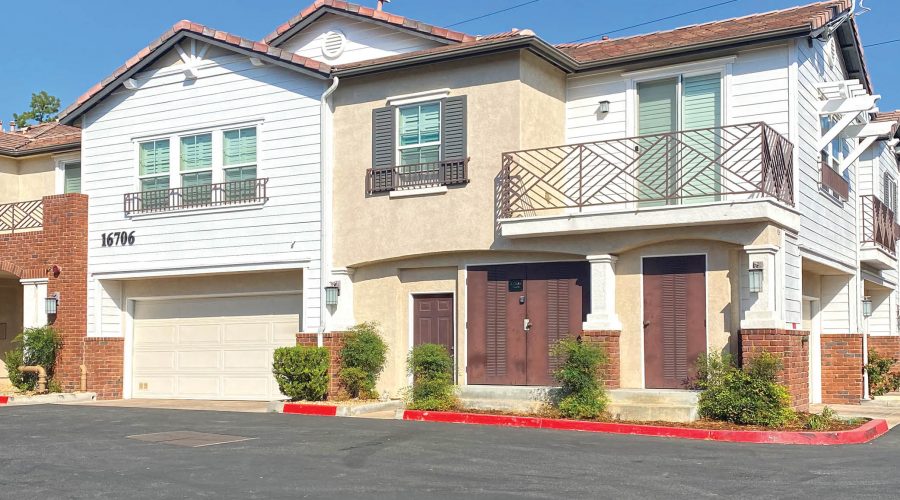 JCI Agent Hiiro Tomita Sells Sylmar Townhome For $440,000